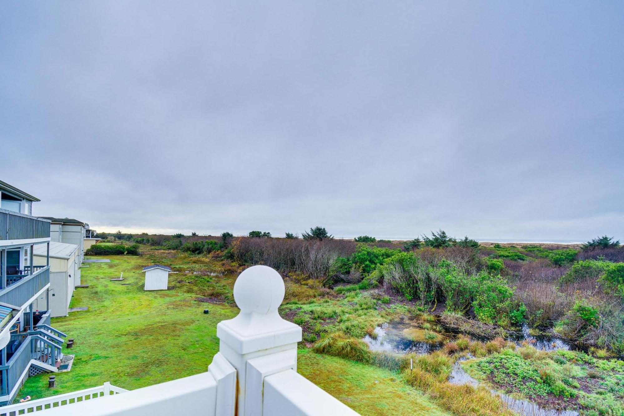 Ocean Shores Condo Rental With View - Walk To Beach! Экстерьер фото